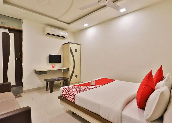 Hotel O Park Inn Rajkot